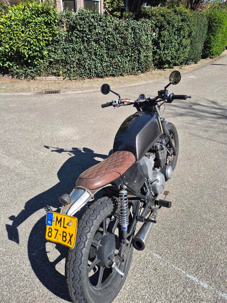 Kawasaki Z 550 GT - Cafe racer, scrambler