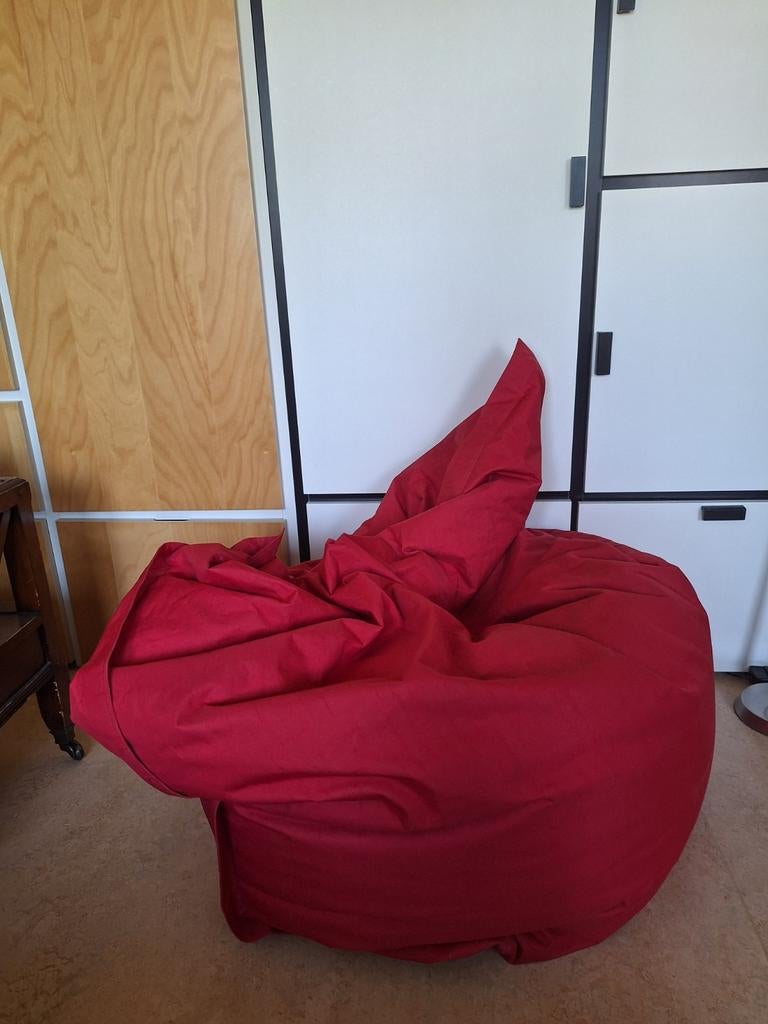Rode zitzak van stevige stof, Huis en Inrichting, Zitzakken, Ophalen, Rood
