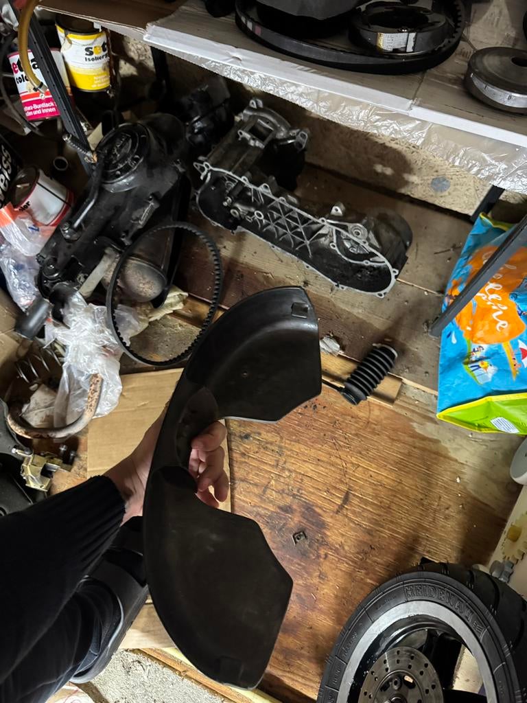 Piaggio zip Type 1 2 3 binnen vakje, Auto-onderdelen, Motor en Toebehoren, Ophalen