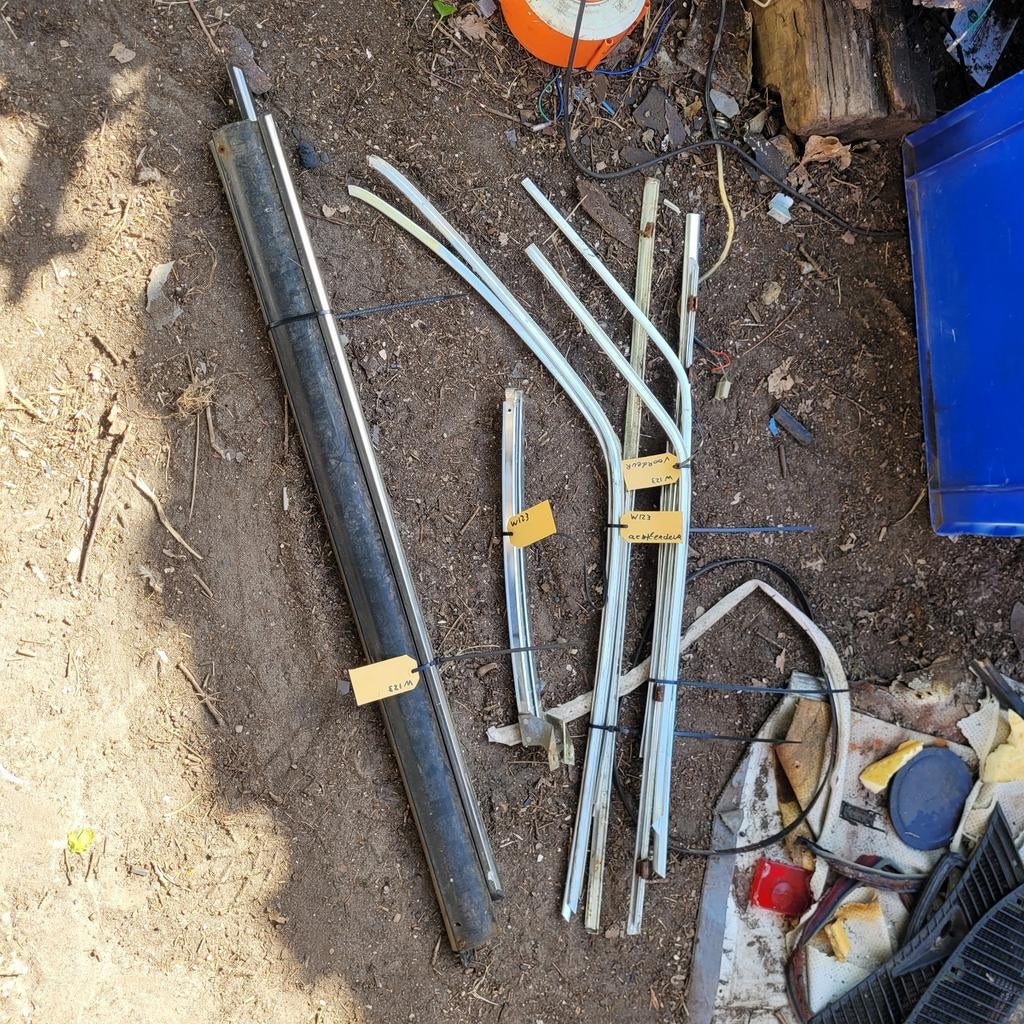 Diverse sierlijsten w123, Ophalen, Gebruikt, Mercedes-Benz