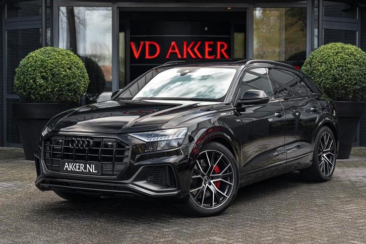Audi Q8 55 TFSI e Quattro S-line | Head-up | Lederpakket | B, Auto's, Audi, Bedrijf, Te koop, Q8, Achteruitrijcamera, Adaptive Cruise Control