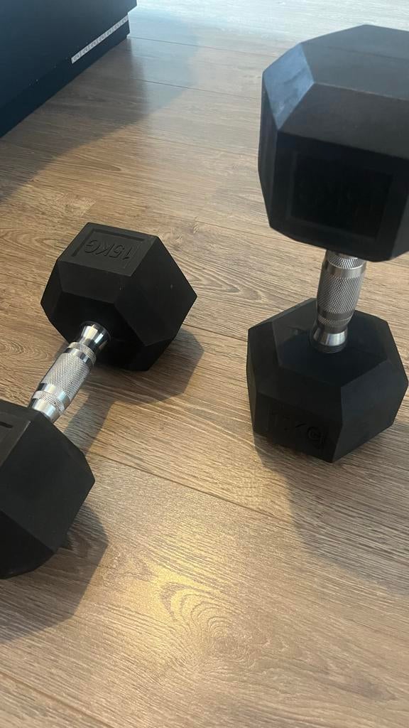 Dumbbell set 15kg (2 stuks), Ophalen, Gebruikt, Armen, Dumbbell
