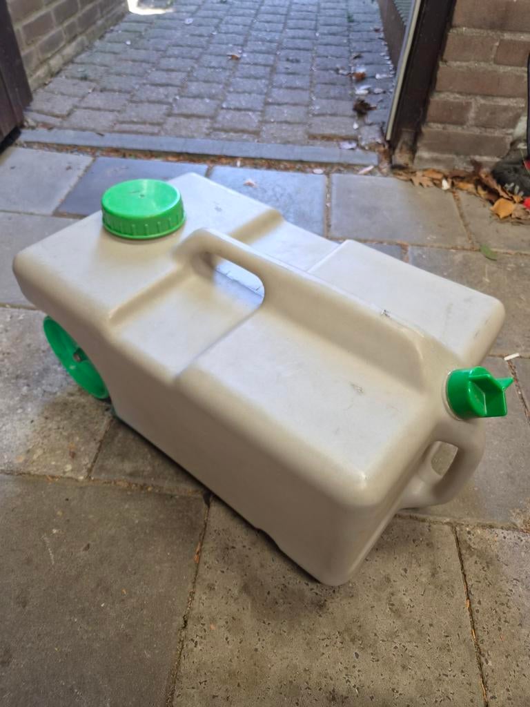 Verrijdbare watertank voor camping of tuin, Ophalen of Verzenden, Gebruikt