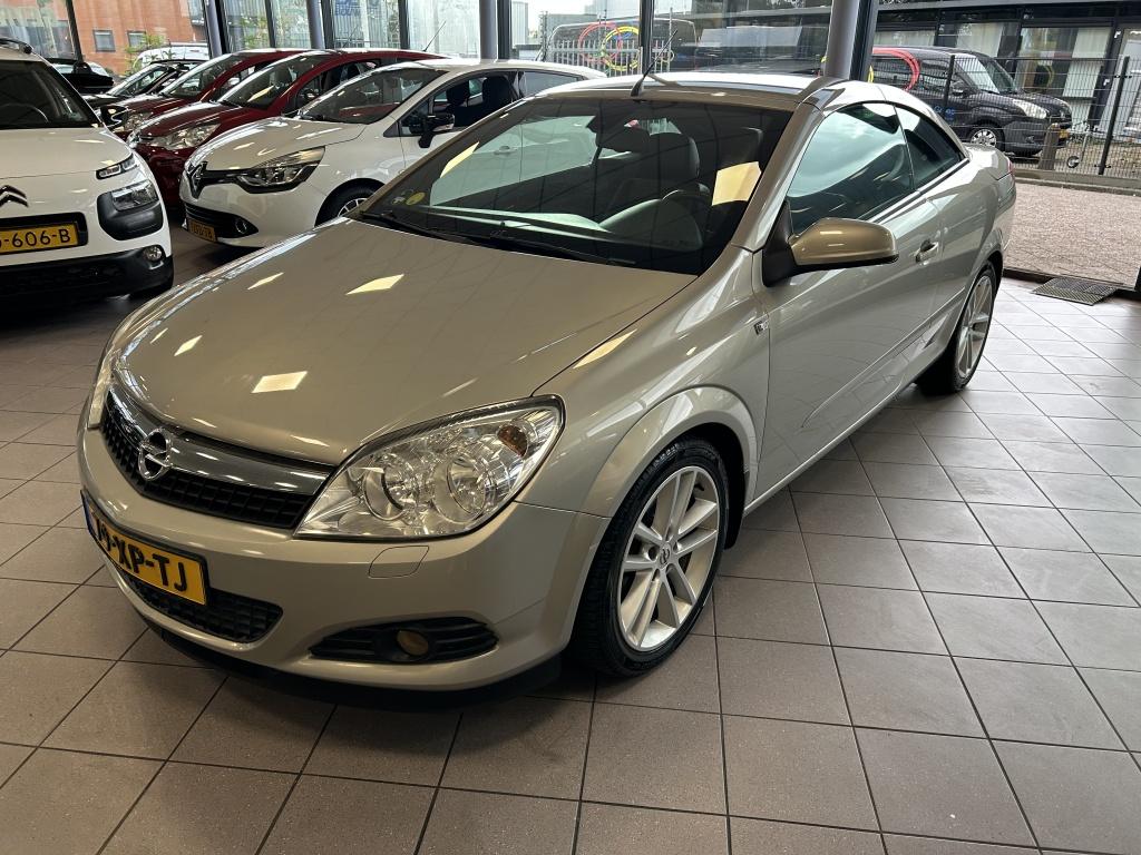 Opel Astra TwinTop 1.8 Temptation (bj 2007), Auto's, Opel, Gebruikt, 4 cilinders, Cabriolet, 4 stoelen
