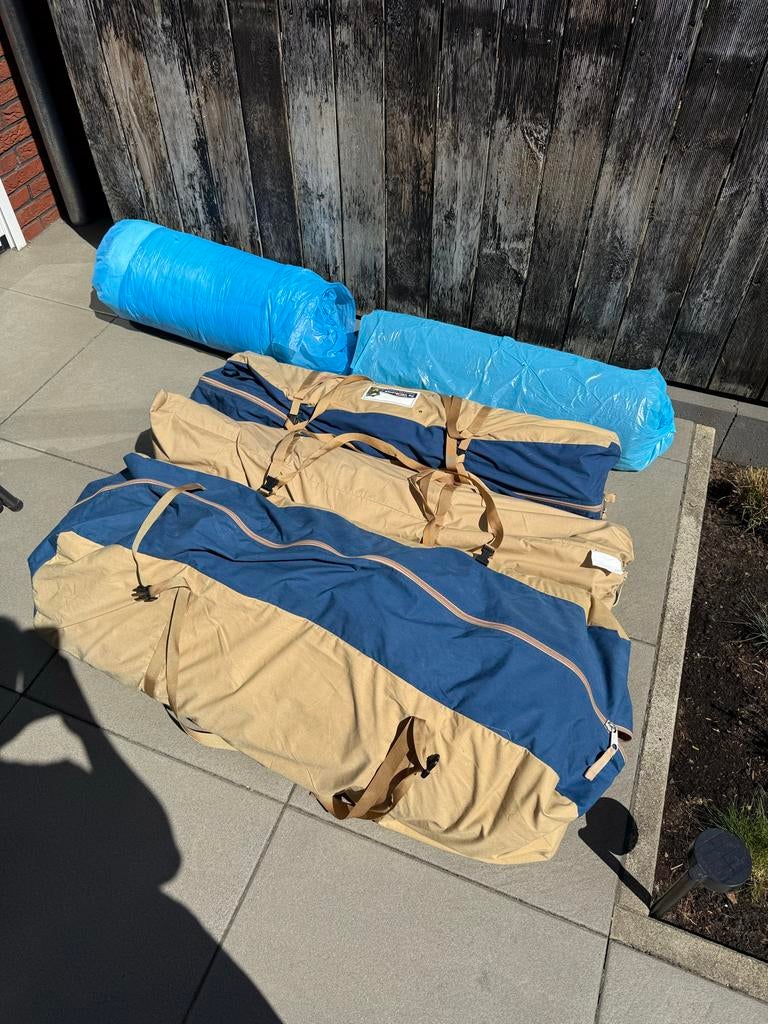 Grote tunneltent, Ophalen, Zo goed als nieuw, Tot en met 6