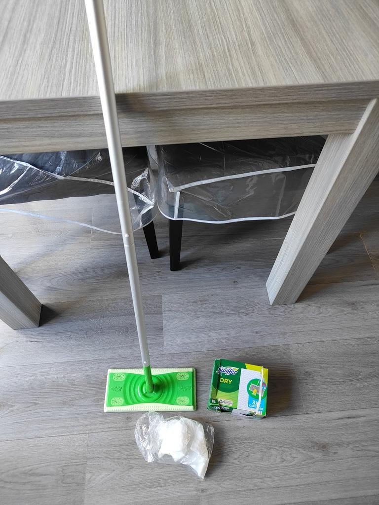 Swiffer met extra stofdoekjes, Ophalen