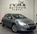 Opel Astra 1.6 Turbo Cosmo Nap Airco Trekhaak Cruise Parkeer, Auto's, Voorwielaandrijving, Euro 5, Gebruikt, Zwart