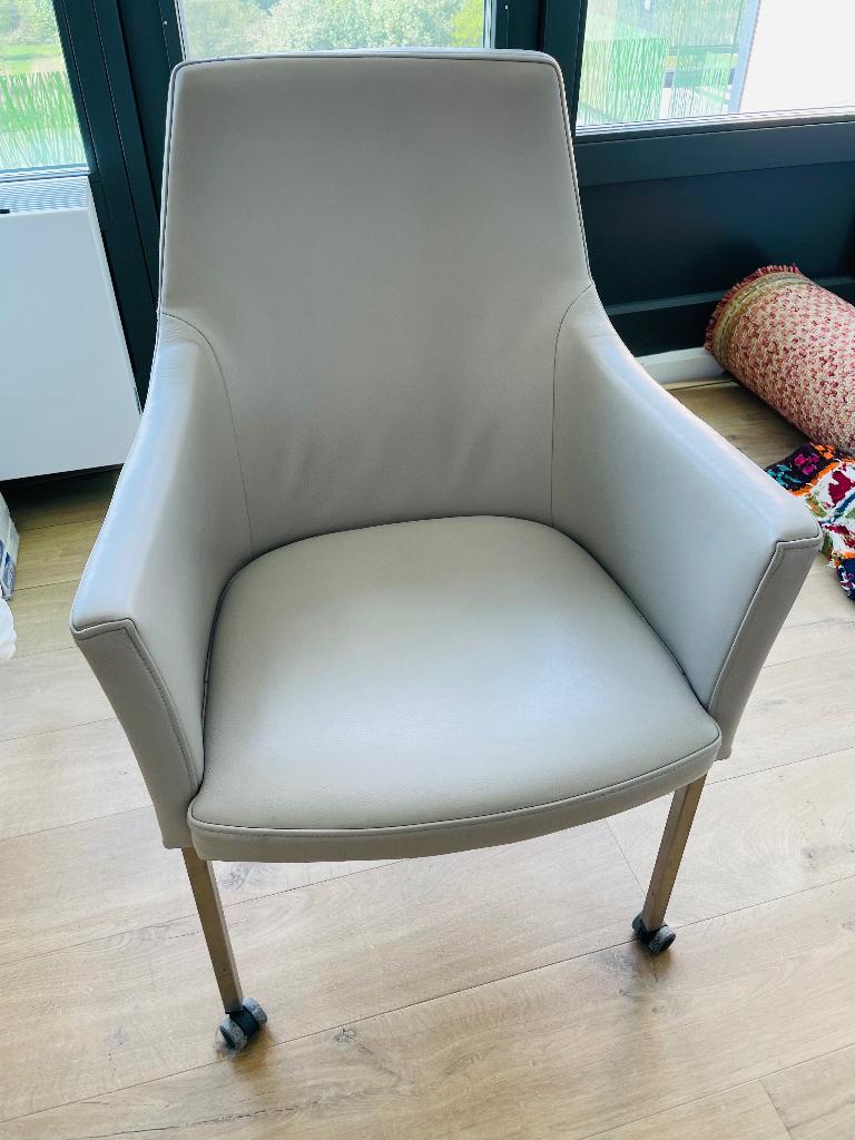 Zes stoelen met wieltjes, Ophalen, Gebruikt, Vijf, Zes of meer stoelen