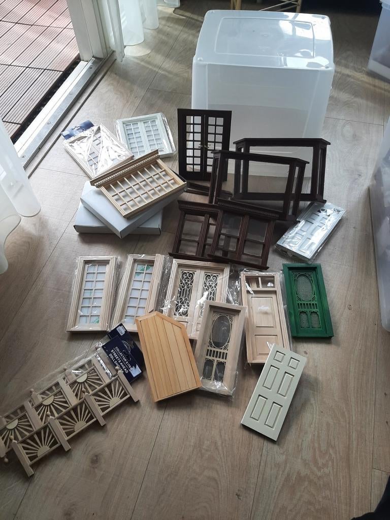 Poppenhuis  ramen en deuren, Ophalen, Minder dan 50 cm, Minder dan 50 cm