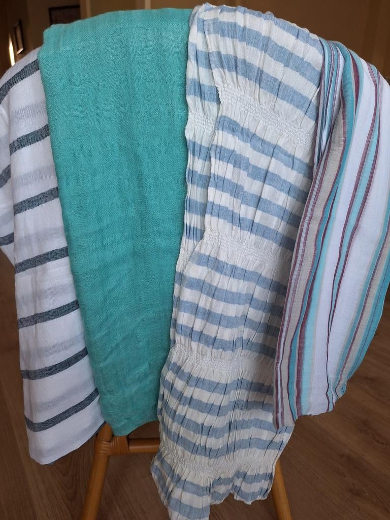 4 stuks verschillende dames sjaals, Ophalen of Verzenden, Zo goed als nieuw, Sjaal