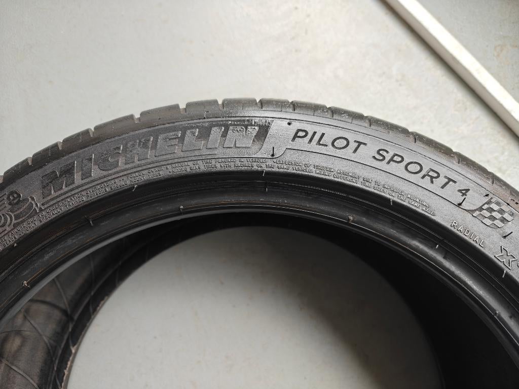 Michelin Pilot Sport 4 245/40 zr18 (4 stuks), Auto-onderdelen, Banden en Velgen, Ophalen, 18 inch, Band(en), Personenwagen