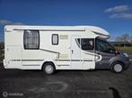 Chausson 718 EB 2015 Hefbed, Queensbed, Solar Euro-5, Koelkast, Luifel, 7 tot 8 meter, Half-integraal