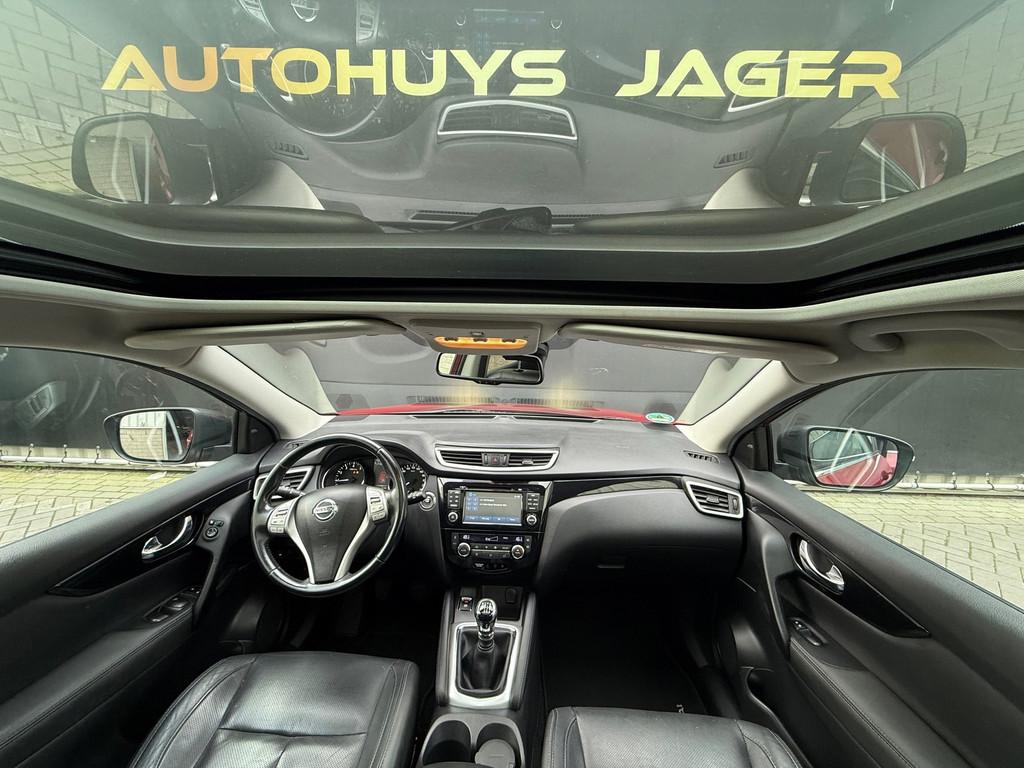 Nissan Qashqai 1.2 Tekna Pano Leer 360 St.Verwarming, Auto's, Nissan, Voorwielaandrijving, Euro 5, Gebruikt, Zwart