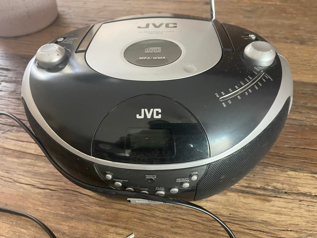 Radio en CD speler van JVC, Ophalen of Verzenden, Zo goed als nieuw