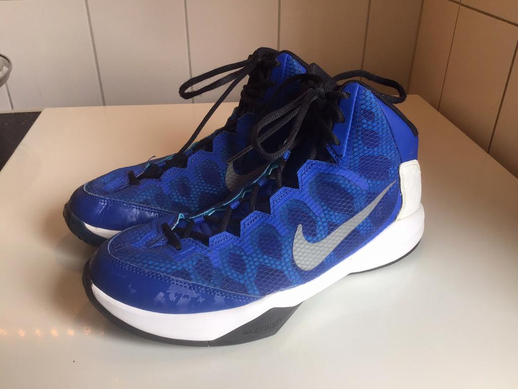 Als nieuwe Nike basketbalschoenen, mt 44, Kleding | Heren, Schoenen, Blauw, Sportschoenen, Ophalen of Verzenden, Zo goed als nieuw