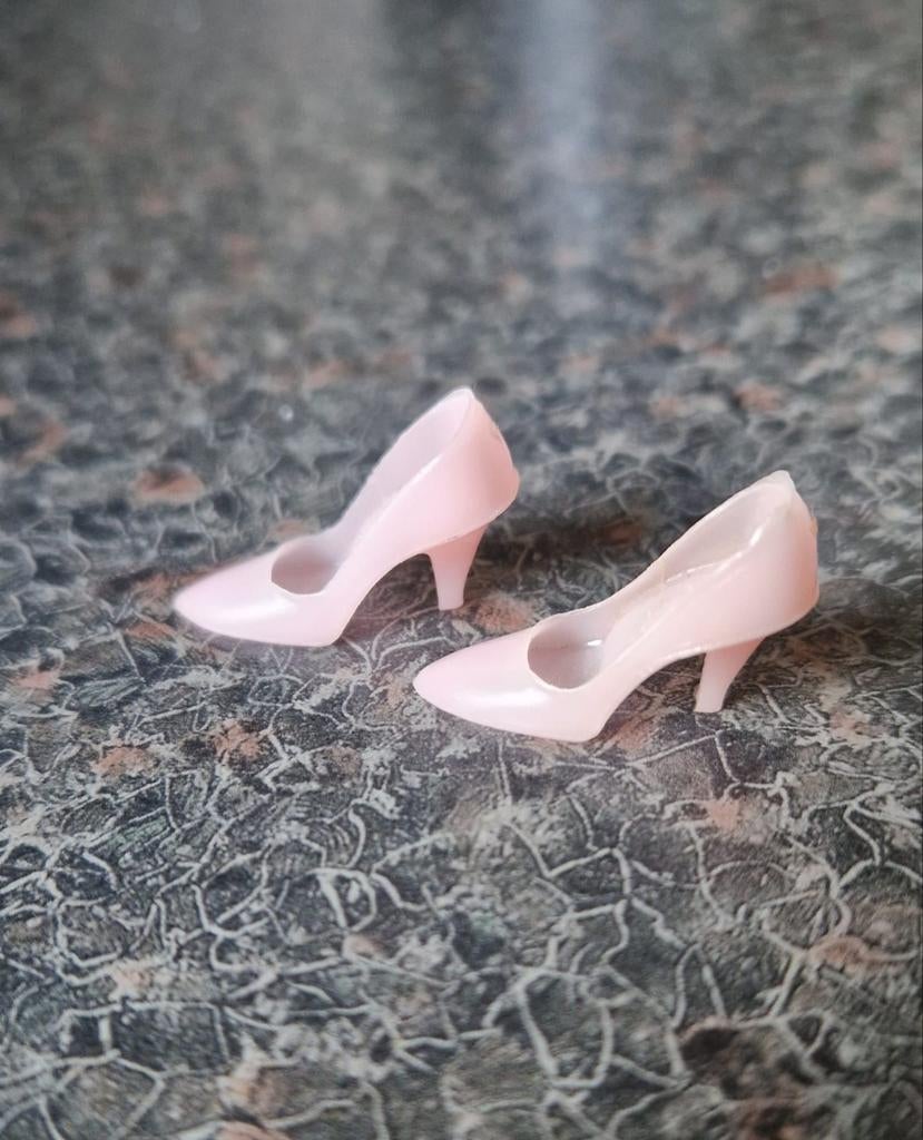 Vintage barbie high heels lichtroze, Ophalen of Verzenden, Gebruikt