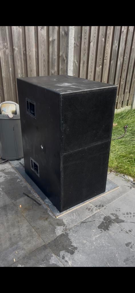 Dynacord MT 716 Subwoofer, Muziek en Instrumenten, Percussie, Gebruikt, Trommel, Ophalen of Verzenden