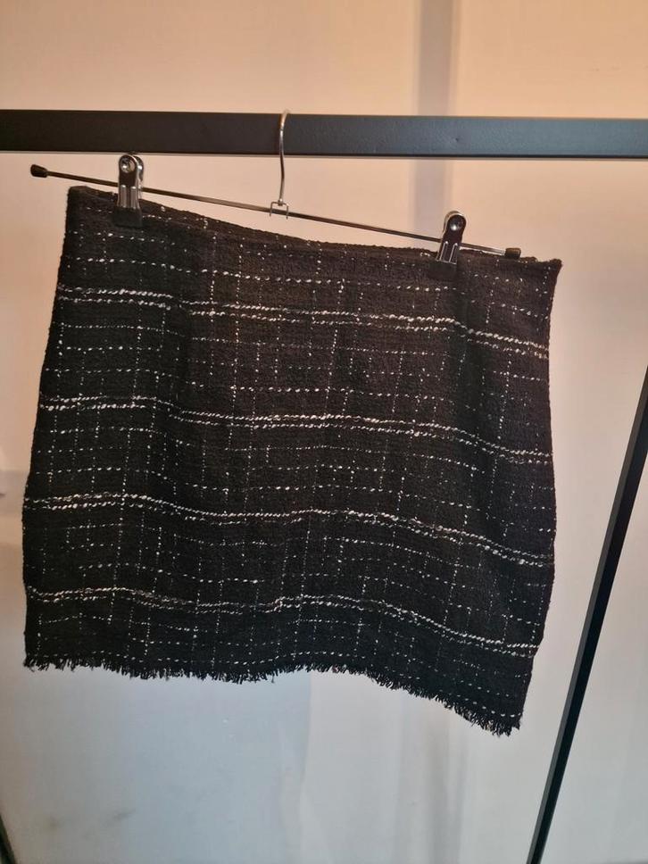 Arket Zwarte Tweed Rok - Maat 42, Kleding | Dames, Rokken, Zo goed als nieuw, Maat 42/44 (L), Zwart, Boven de knie, Ophalen of Verzenden