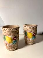 Barbotine bekers met fruitdecor, Ophalen of Verzenden