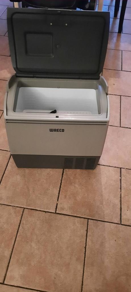 Waeco CDF-18 compressor auto camper boot koelbox 12v 24v, Ophalen of Verzenden