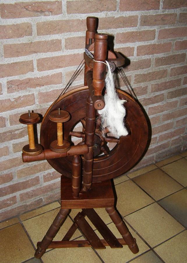 Goedwerkend spinnewiel schippertje schapenwol spinnen, Ophalen, Gebruikt, Spinnewiel