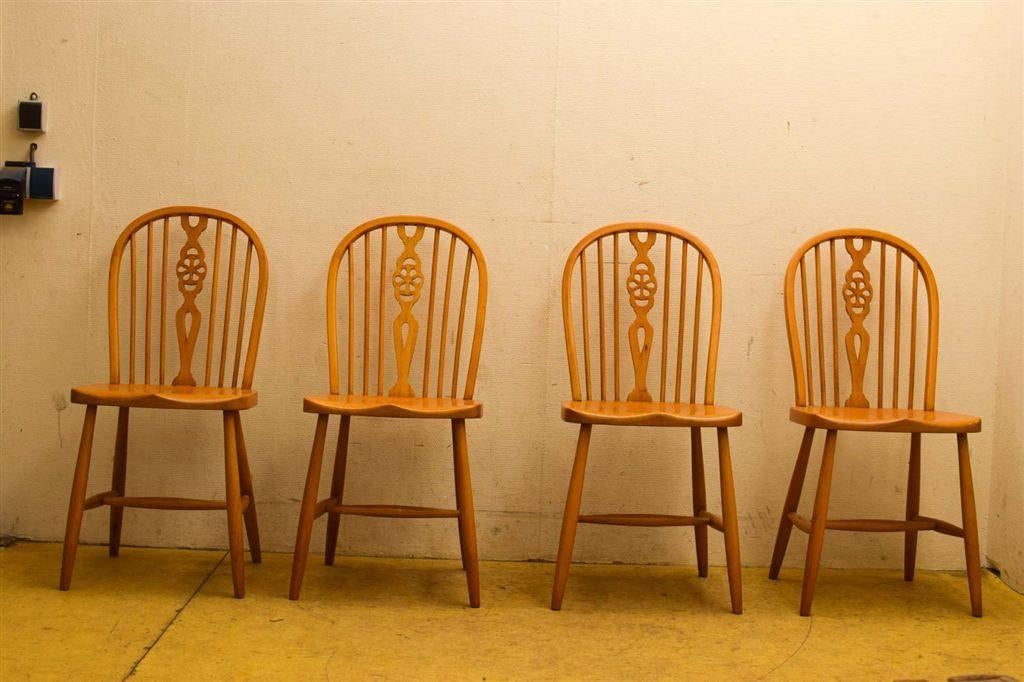 4 Houten Stoelen 50723, Huis en Inrichting, Stoelen, Gebruikt, Vijf, Zes of meer stoelen, Bruin, Ophalen of Verzenden