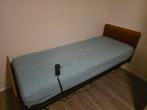 1-persoons bed met elektrisch verstelbare bodem, Ophalen, Eenpersoons, Hout, 80 cm