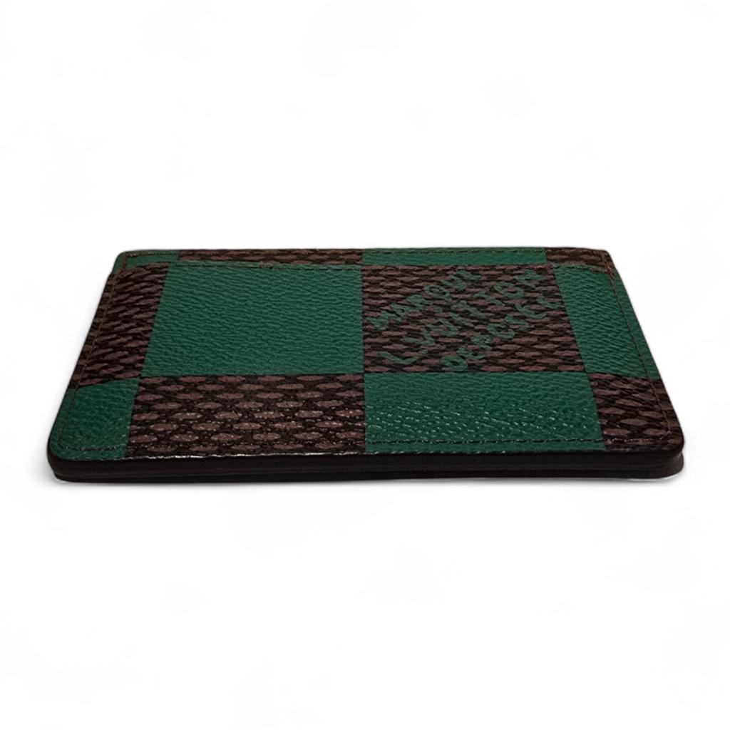 Louis Vuitton Damier N40544 Green Card Holder, Louis Vuitton, Gebruikt, Support@louisvuitton.com, 2 Rue du Pont Neuf
75001 Paris
France