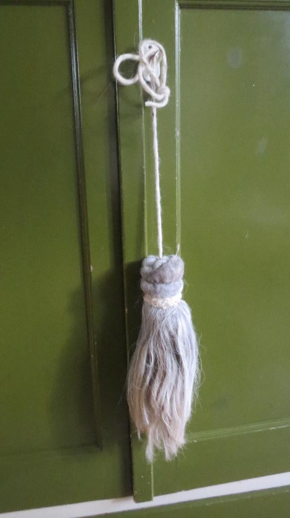 DECORATOEF toef, kwast, gevilte schapenwol Heidschnucke, Nieuw, Natuurlijk materiaal, 35 cm, Grijs