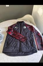 Castore Jack Feyenoord (L), Ophalen of Verzenden, Zo goed als nieuw, Maat 52/54 (L), Rood