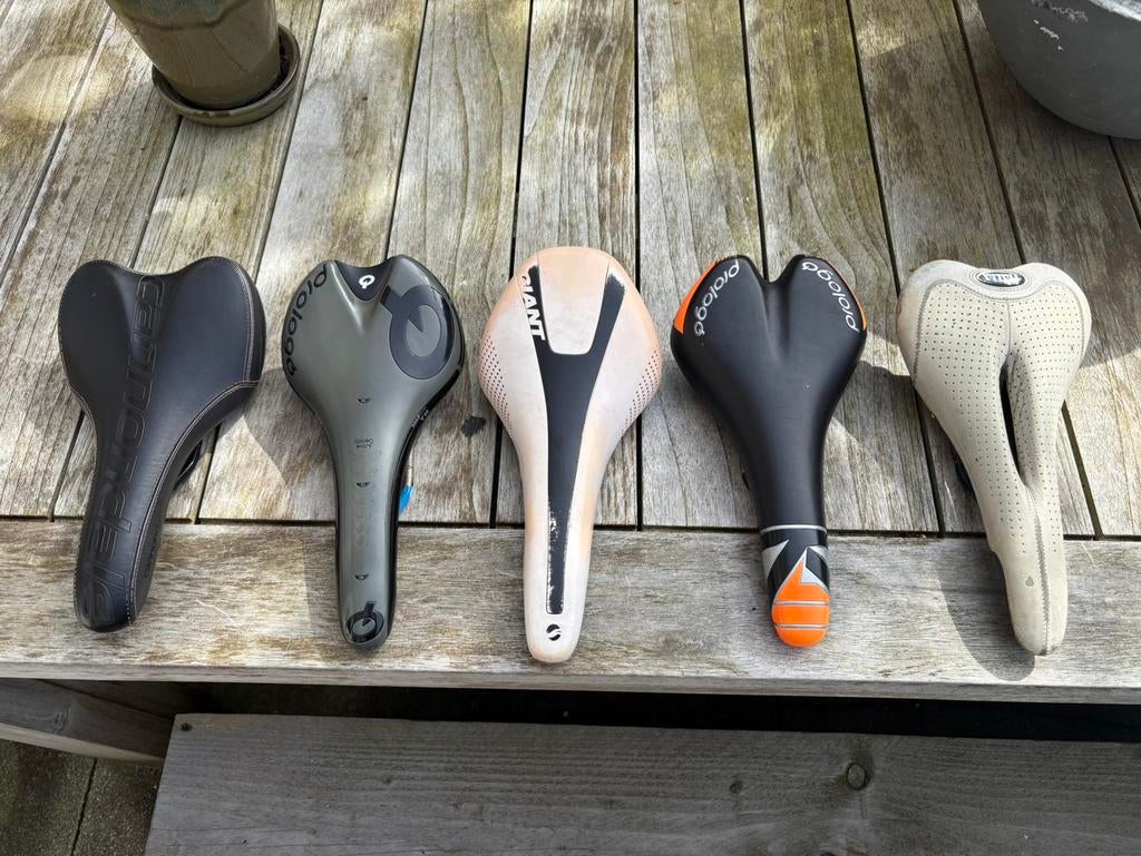 Zadels Racefiets, Fietsen en Brommers, Fietsonderdelen, Zo goed als nieuw, Zadel, Ophalen