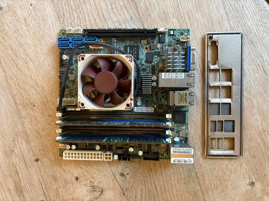 Supermicro X10SDV-TLN4F + 64GB DDR4 ECC RAM, Computers en Software, Moederborden, Ophalen of Verzenden, Gebruikt, Intel, DDR4