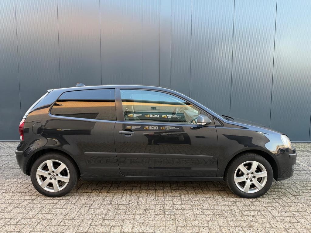 Volkswagen Polo 1.6-16V APK NW|Airco|StoelVW|Cruise Control!, Auto's, Voorwielaandrijving, Gebruikt, 4 cilinders, Navigatiesysteem