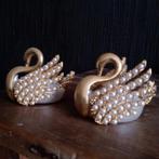 Vintage koppel zwaantjes met pareltjes, Ophalen of Verzenden