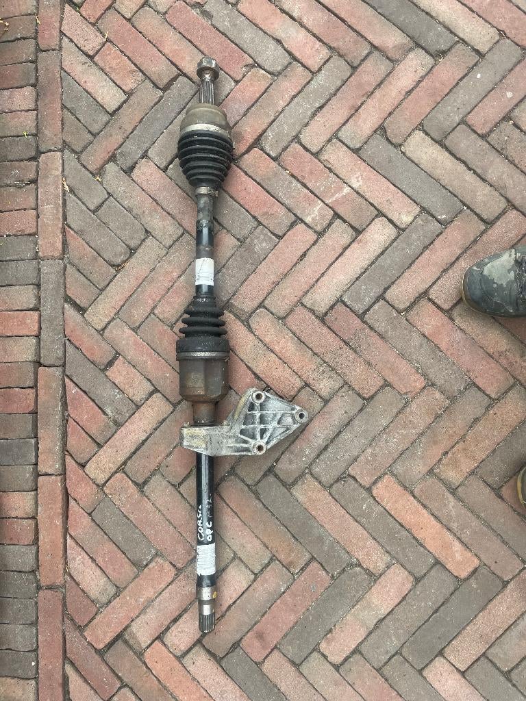 OPEL CORSA D GSI OPC RECHTER AANDRIJFAS, Auto-onderdelen, Ophalen of Verzenden, Gebruikt, Opel