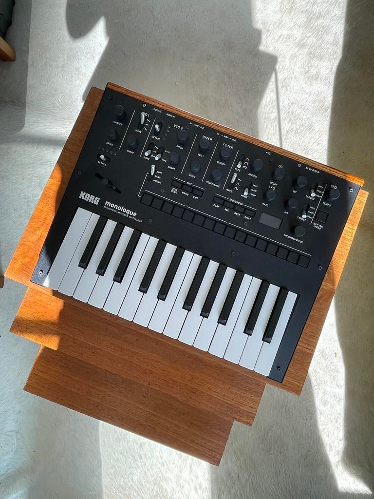 Korg Monologue - zo goed als nieuw, Muziek en Instrumenten, Ophalen, Zo goed als nieuw, Overige aantallen, Korg