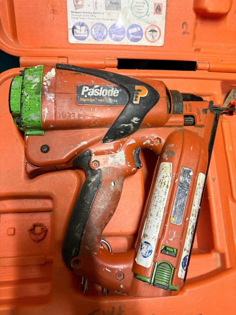 Paslode Impulse IM65 F16 tacker met koffer, Ophalen, Gebruikt
