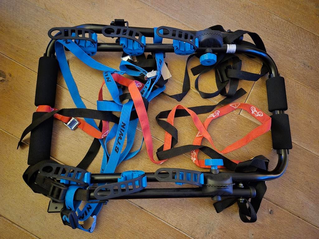 Decathlon B'Twin Fietsendrager auto, Auto diversen, Fietsendragers, Ophalen of Verzenden, 3 fietsen of meer, Zo goed als nieuw