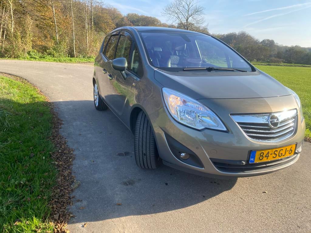 Opel Meriva 1.4 74KW 2011 Bruin . UNIKE ., Voorwielaandrijving, 4 cilinders, Bruin, 1261 kg