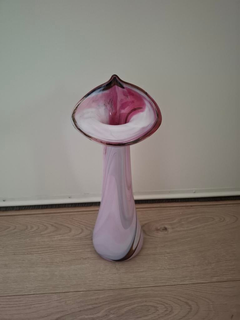 Hele mooie roze glazen vaas murano style, Overige kleuren, Ophalen of Verzenden, Minder dan 50 cm, Glas
