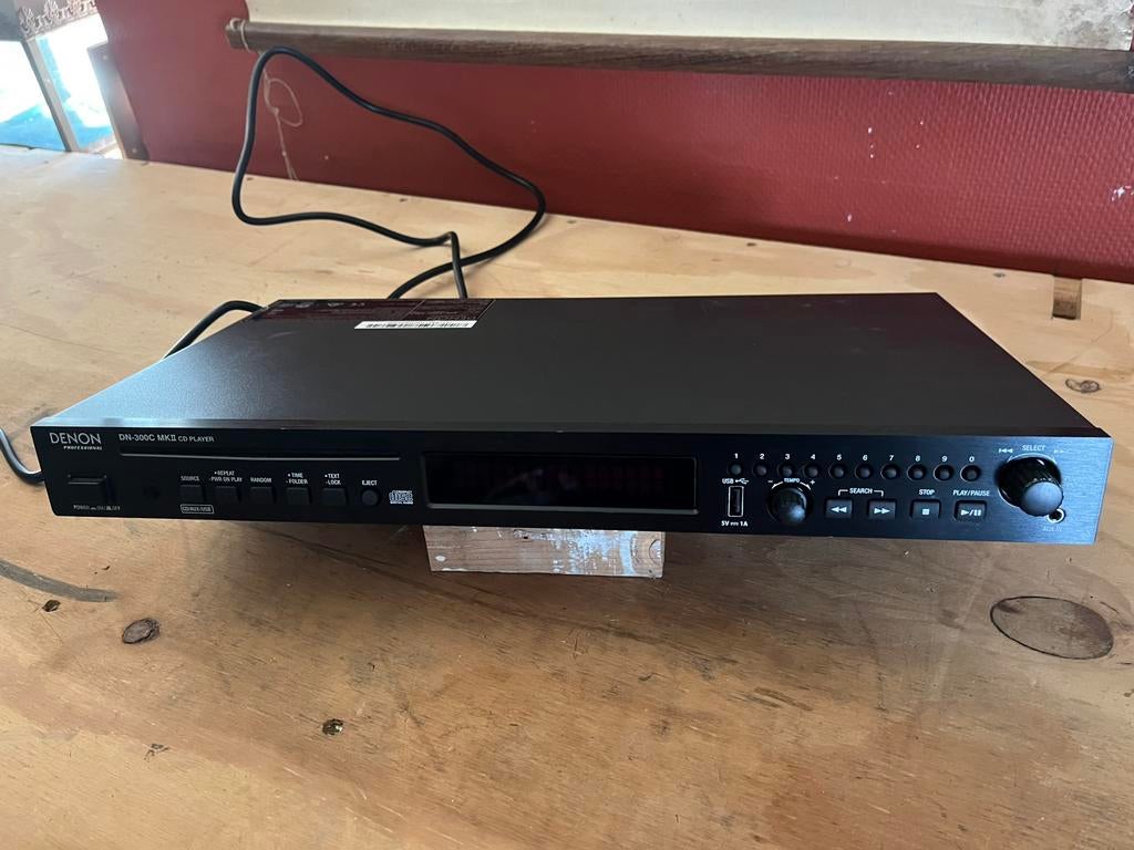 Denon cd/usb speler, Ophalen, Zo goed als nieuw