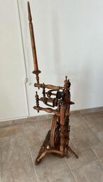 Oud spinnewiel, Ophalen, Spinnewiel