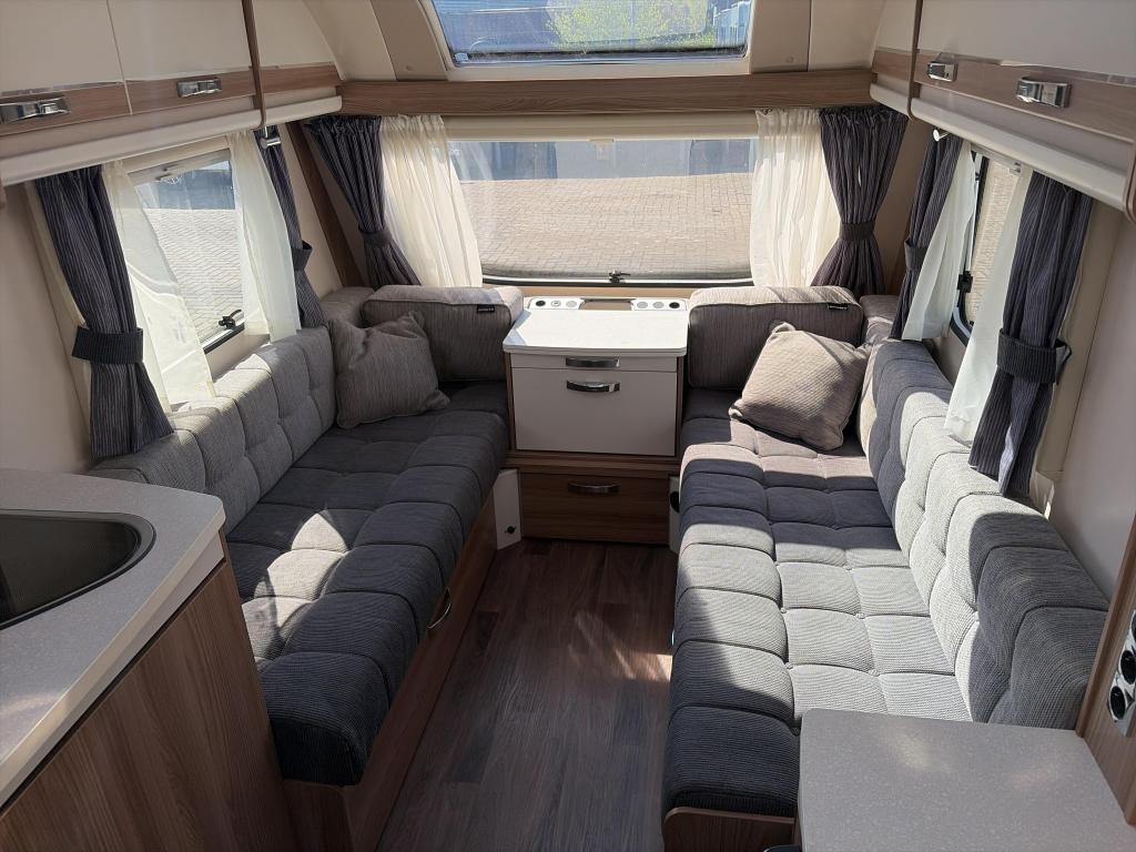 Sprite Alpine Sport 420 CT Mover/Unico Verona, Standaardzit, Tot en met 2, Bedrijf, Schokbreker