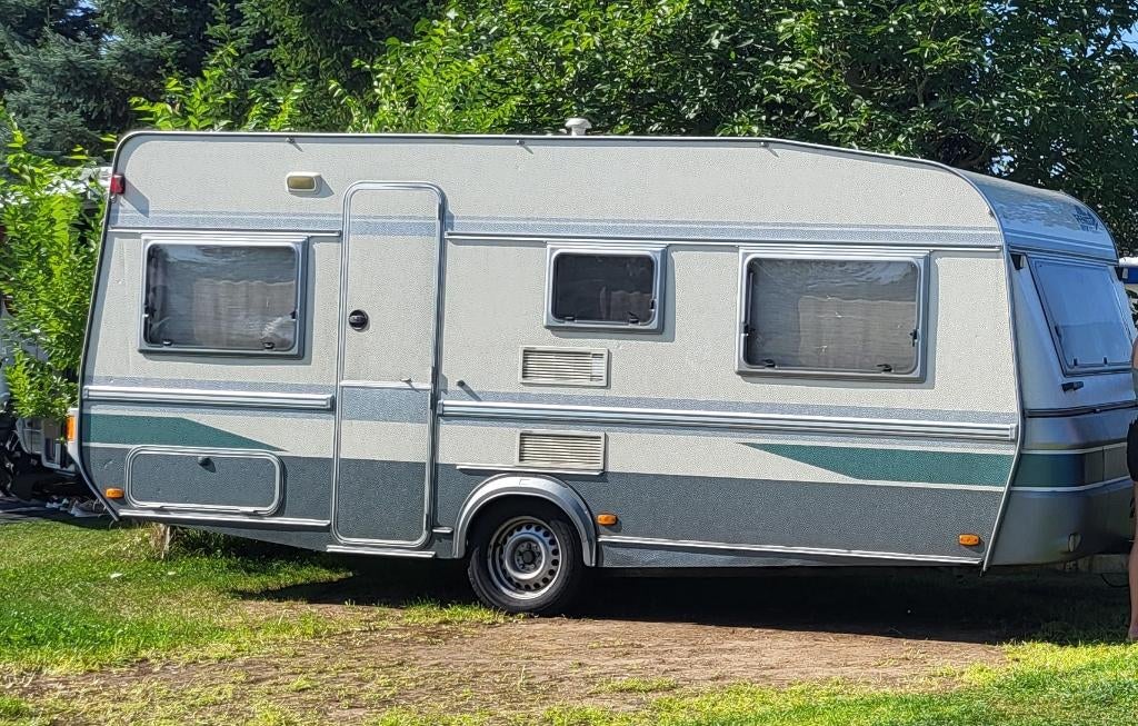 Caravan Fendt - Joker 496a, Rondzit, Overige typen, 750 - 1000 kg, Particulier