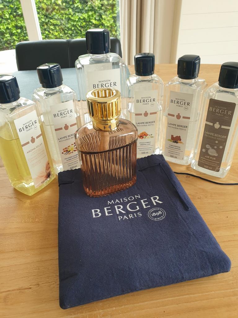 Lampe Maison Berger brander met 6 flessen navulling, Ophalen, Zo goed als nieuw, Goud, Glas