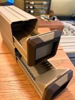 Vintage CD box uit de jaren ‘80 (grijs/bruin), Huis en Inrichting, Kunststof, Minder dan 25 discs, Ophalen of Verzenden, Zo goed als nieuw