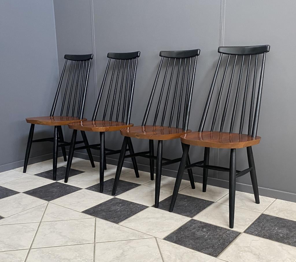 60 jaren Ilamari Tapiovaara 4 hoge rug Fanett spijl stoelen, Huis en Inrichting, Stoelen, Ophalen, Gebruikt, Zwart, Vintage