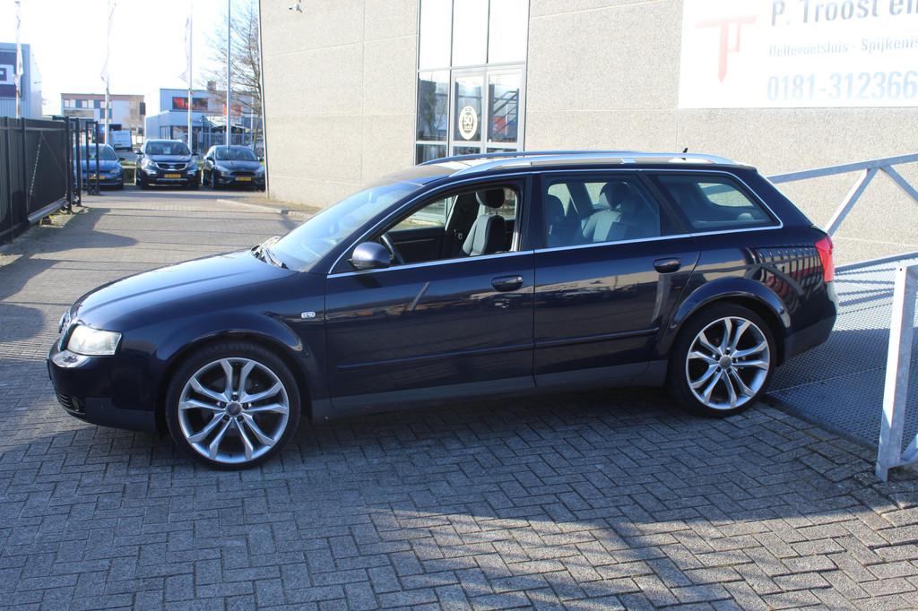 Audi A4 Avant 2.4 Pro Line MEENEEMPRIJS/HANDELSPRIJS/EXPORTP, Auto's, Voorwielaandrijving, Stof, Gebruikt, Zwart