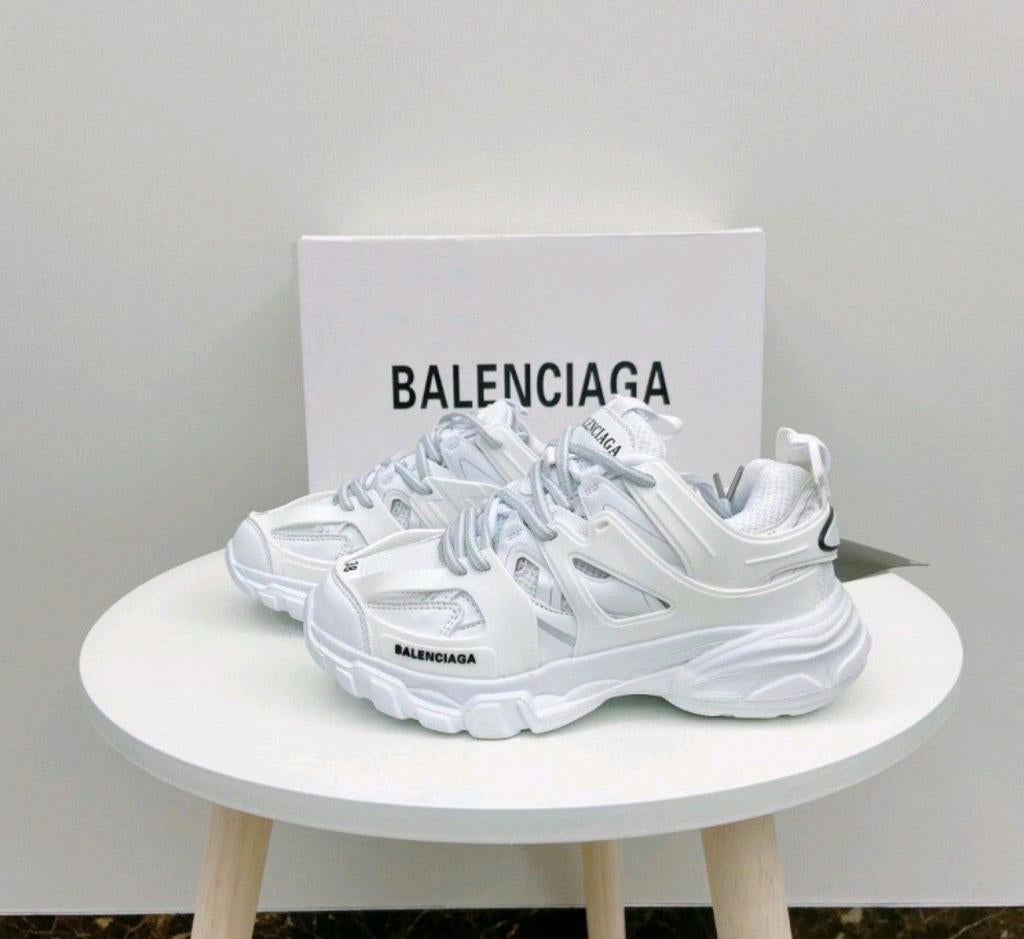 Balencıaga, Ophalen of Verzenden