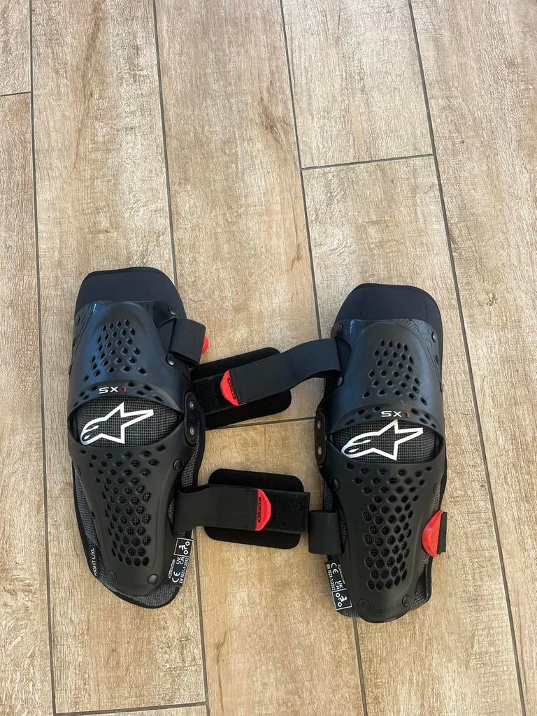 Alpinestars kniebrace motorcross jeugd L NIEUW, Motoren, Ophalen of Verzenden, Nieuw met kaartje, Kinderen, Motorcrosskleding